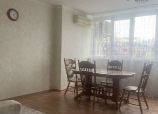 Продаю трехкомнатную квартиру, 106 м2, Краснодар, улица Фёдора Лузана, 19