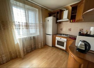 Сдается 2-комнатная квартира, 50 м2, Ставропольский край, улица Максима Горького, 14А