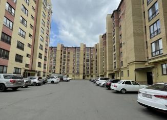 Продажа 3-ком. квартиры, 87.2 м2, Владикавказ, улица Хадарцева, 10А