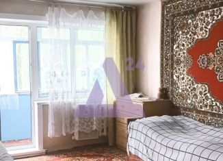 Продается 2-комнатная квартира, 47.8 м2, Алтайский край, улица Александра Радищева, 4