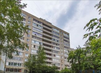 Сдается комната, 11 м2, Екатеринбург, улица Большакова, 17, метро Ботаническая