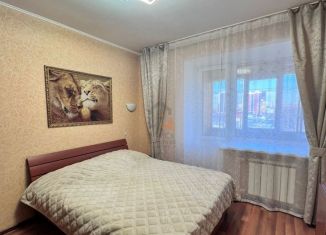 Сдам в аренду 2-ком. квартиру, 61 м2, Татарстан, улица Рихарда Зорге, 13Б