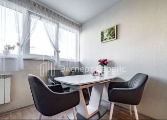 Продажа 3-ком. квартиры, 64 м2, Санкт-Петербург, проспект Испытателей, 15к1