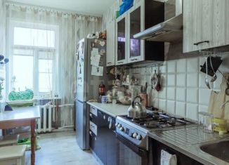 Продается двухкомнатная квартира, 55 м2, Вологда, Первомайская улица, 29