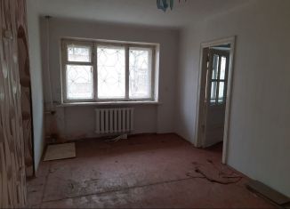 Продается 2-комнатная квартира, 43 м2, Кировград, улица Дзержинского, 3