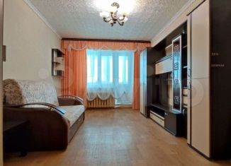 Сдается двухкомнатная квартира, 50 м2, Обнинск, проспект Ленина, 164