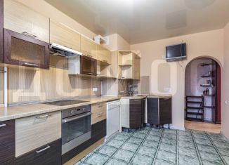 Продам 3-комнатную квартиру, 63.6 м2, Екатеринбург, метро Площадь 1905 года, Белореченская улица, 7