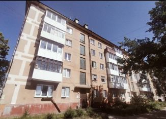 Продаю 2-ком. квартиру, 46.3 м2, Балтийск, улица Ушакова, 28