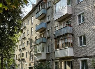 Продаю 3-ком. квартиру, 56.5 м2, Тула, улица Кутузова, 39