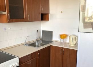 Сдаю в аренду 1-ком. квартиру, 40 м2, Москва, Мячковский бульвар, 27