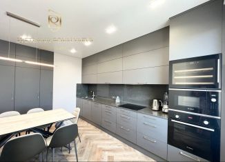 Продажа 3-ком. квартиры, 105.1 м2, Санкт-Петербург, проспект Королёва, 61