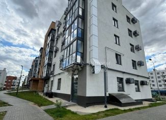 Продажа двухкомнатной квартиры, 46.5 м2, Волгоград, улица Иссы Плиева, 7