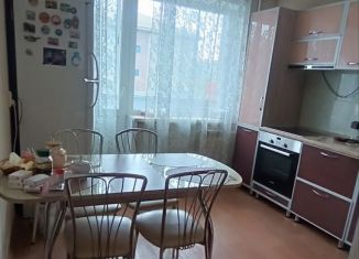 Продается 2-комнатная квартира, 52 м2, Красноярский край, микрорайон МЖК, 12