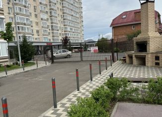 Сдается в аренду 2-комнатная квартира, 50 м2, Краснодарский край, улица имени Дзержинского, 110Ак1