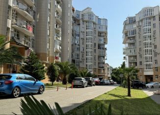 Продам трехкомнатную квартиру, 72 м2, посёлок городского типа Сириус, улица Тюльпанов, 41к7, ЖК Солнечный город