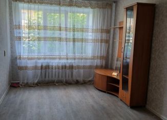 Продаю 1-ком. квартиру, 28.4 м2, Алапаевск, улица Толмачёва, 24