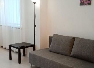 Аренда 2-ком. квартиры, 70 м2, Москва, район Щукино, улица Расплетина, 2