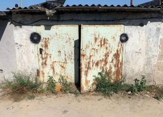 Продаю гараж, 20 м2, посёлок городского типа Новоозёрное