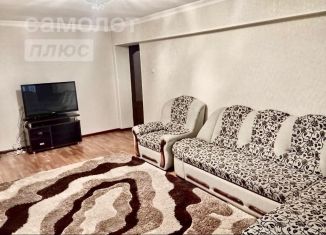 Продажа 3-ком. квартиры, 68 м2, Грозный, улица Хамзата У. Орзамиева, 32