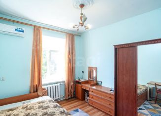 Продается 2-ком. квартира, 43 м2, Севастополь, улица Гайдара, 3