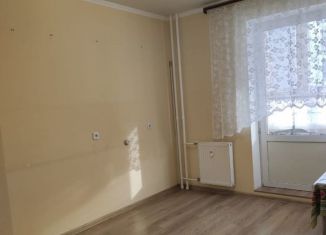 Продается 1-комнатная квартира, 36.9 м2, Тюмень, улица Парада Победы, 9