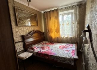 Продам 2-ком. квартиру, 42 м2, город Кизилюрт, улица Гамзата Цадаса, 63