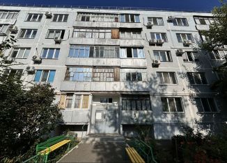 Продается 2-ком. квартира, 54.4 м2, Оренбургская область, Салмышская улица, 18/1