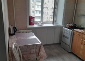 Сдам 1-ком. квартиру, 30 м2, Еврейская АО, Пионерская улица, 29