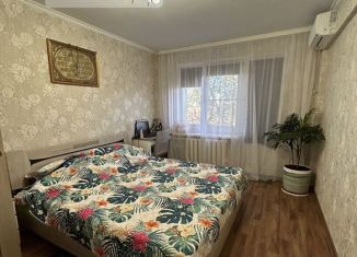 Продам 3-ком. квартиру, 60.4 м2, Астрахань, улица Безжонова