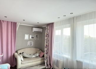 Продается 3-комнатная квартира, 94 м2, Ставропольский край, улица Ленина, 202