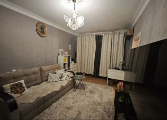 Продаю 2-ком. квартиру, 45 м2, Дагестан, улица Азиза Алиева, 3