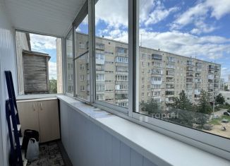 Двухкомнатная квартира на продажу, 52.2 м2, Миасс, улица Жуковского, 16