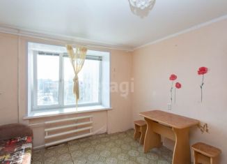 Продается комната, 12 м2, Тобольск, 6-й микрорайон, 41