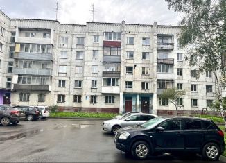 Продаю однокомнатную квартиру, 27.7 м2, Новокузнецк, улица 40 лет ВЛКСМ, 102