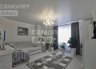 Продам 2-ком. квартиру, 71 м2, Липецк, улица Котовского, 46