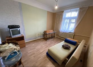 Сдаю 2-ком. квартиру, 60 м2, Тюмень, улица Новосёлов, 2