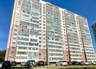 Трехкомнатная квартира на продажу, 66.3 м2, Кировская область, улица Азина, 17