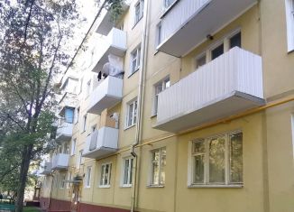 Продам 2-комнатную квартиру, 46 м2, Москва, 7-я улица Лазенки, 16, метро Боровское шоссе