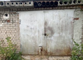 Гараж на продажу, поселок городского типа Мирный