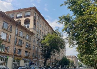 Продам 3-комнатную квартиру, 69.8 м2, Москва, улица Дмитрия Ульянова, 4к1, метро Профсоюзная