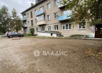 Продам 2-ком. квартиру, 43.4 м2, Забайкальский край, Заводская улица, 11