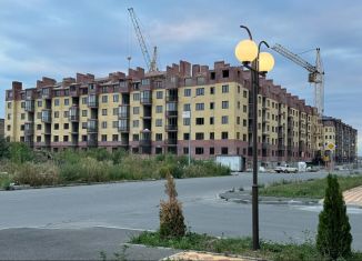 Продам 1-комнатную квартиру, 38 м2, Владикавказ, улица Билара Кабалоева, 20