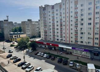 Продается 2-ком. квартира, 53.2 м2, Энгельс, улица Тельмана, 33