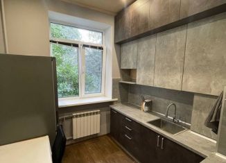 2-комнатная квартира в аренду, 50 м2, Курск, 1-я Фатежская улица