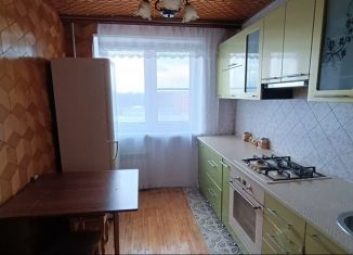 Сдача в аренду 2-ком. квартиры, 51 м2, Владикавказ, проспект Доватора, 13