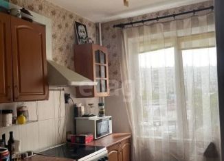 Продам четырехкомнатную квартиру, 81 м2, Челябинск, улица Комарова, 125