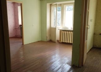 Продажа 2-комнатной квартиры, 43.8 м2, Череповец, улица Ломоносова, 10