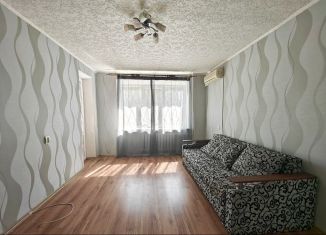 Продажа 2-комнатной квартиры, 49 м2, Ейск, Красная улица, 47/3