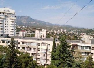 Продажа однокомнатной квартиры, 30 м2, Алушта, Октябрьская улица, 43