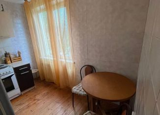 Трехкомнатная квартира в аренду, 60 м2, Новосибирск, улица Водозабор, 6